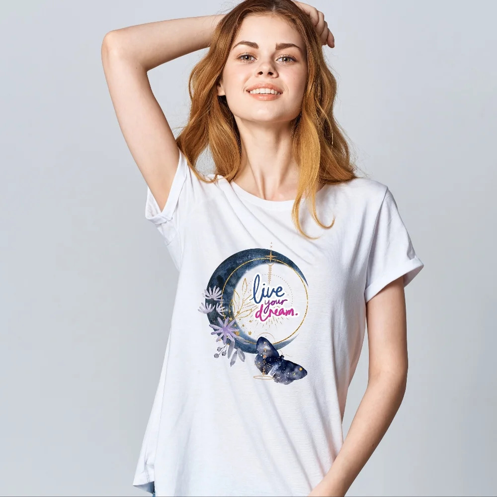 Short Sleeve Unisex Tee: "Live Your Dream"